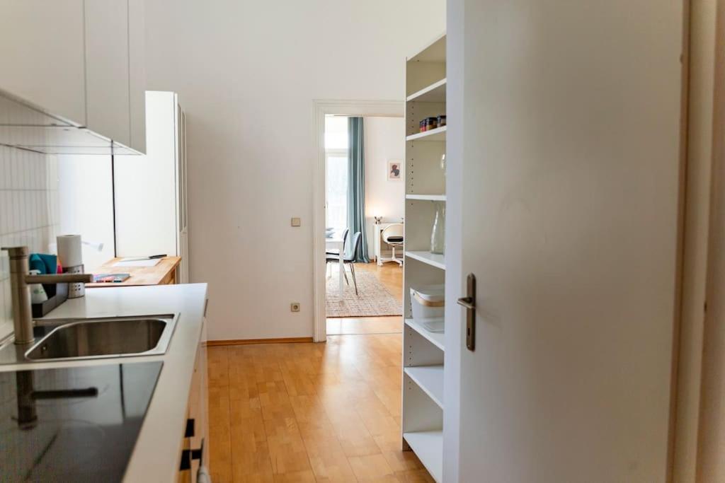 Savoir-Vivre In Unserer Zentralen Balkonwohnung Wien Ngoại thất bức ảnh